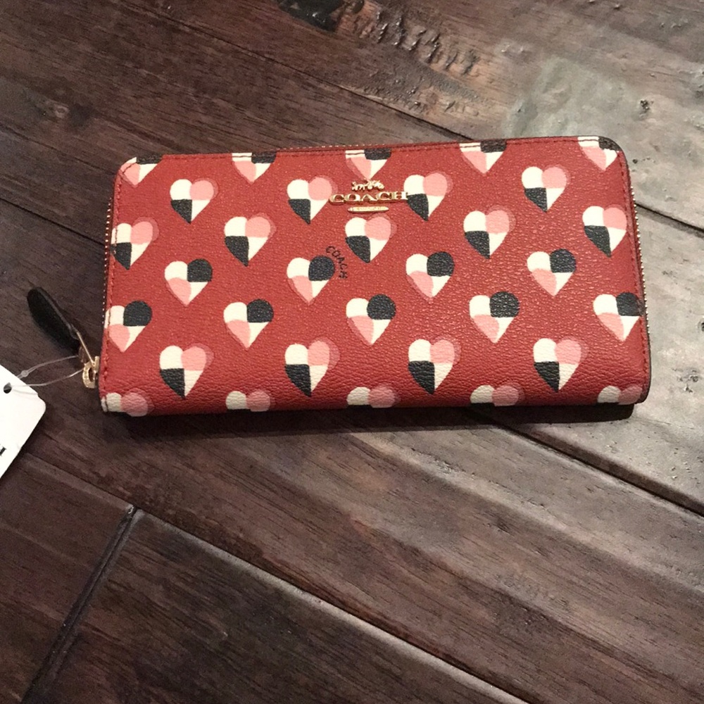 NWT Coach Heart Print Wallet